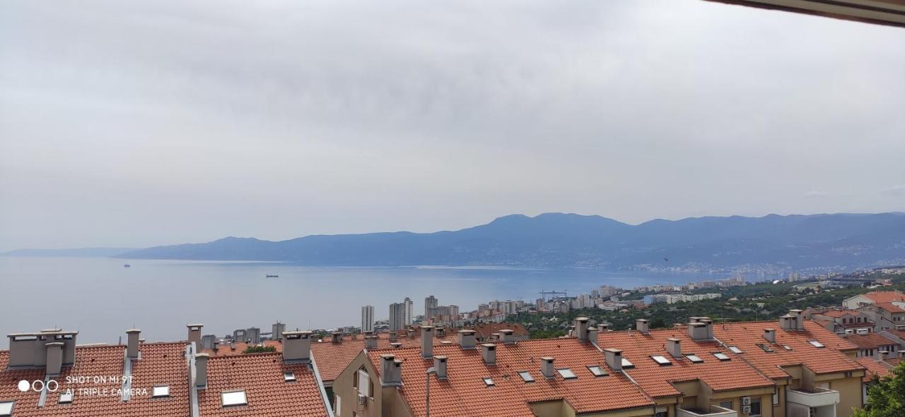 Apartment Karla Rijeka Bagian luar foto